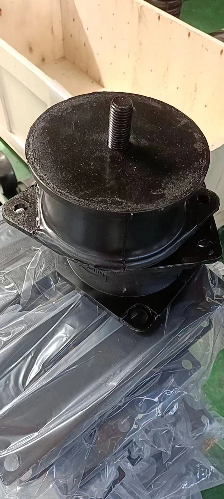 Rubber Buffer Mount For Volvo Dd138 Alphat Compactors And Other Vibratory Smooth Drum Roller With Double Steel Wheel